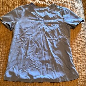 Figs ceil blue Catarina scrub top